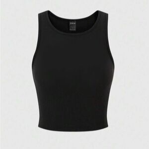 SHEIN Black Fitted Crop Tank Top